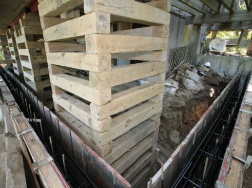 The grade beam is ready to be poured.