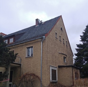 This home survived both world wars ...