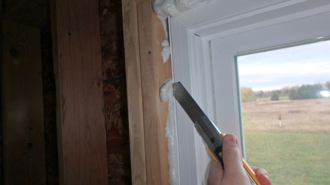To achieve a good seal at the outer skin of the building, it’s helpful if the builder leaves a sufficient gap between the window and the rough opening for the gun’s applicator tip to reach all the way into the crack.