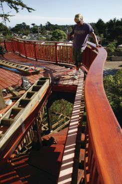 The horizontal rails were sawn freehand from 2x12 and 2x14 redwood.