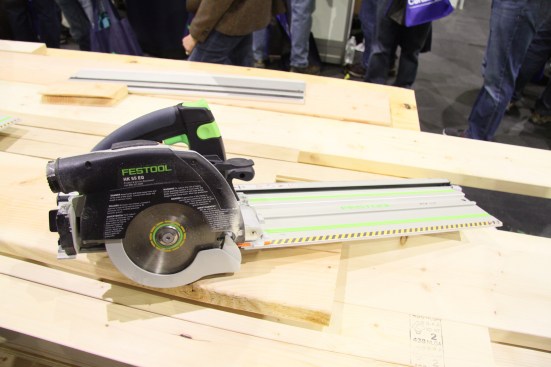 The saw, which is available in corded and cordless models, comes with three tracks, for cutting lumber of various widths.