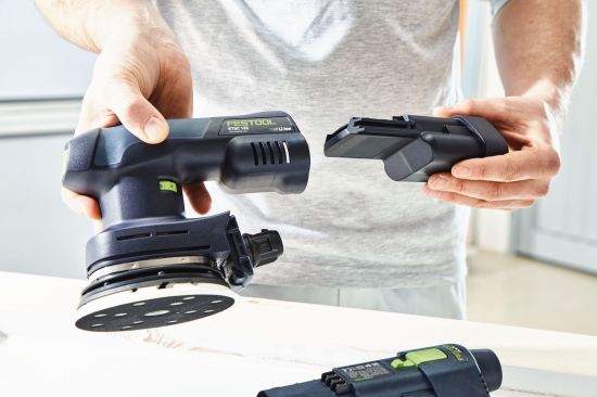 The sanders can be used with a BP 18 Li 3.1 ERGO battery pack slide-style battery pack or ACA 18 V ERGO Power Adapter and Click-it power cord. 