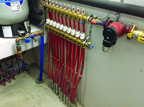 A hydronic manifold for the heated floor