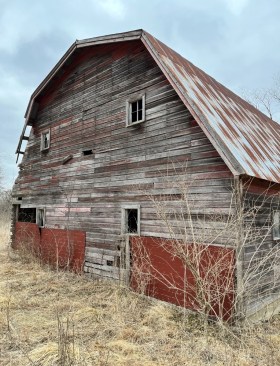This is the state Suzzane Cotton-Porth and her mother, Pauline, found the Sweet Pea Barn in.
