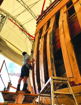 Anthony Daniels fairing the hull.