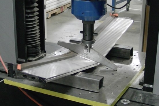 INSTRON Force Test