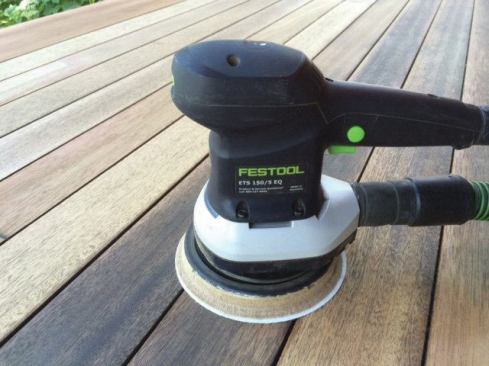 If you need to sand ipe, don’t use paper finer than 80-grit. Be sure to vacuum up any sanding dust before refinishing.