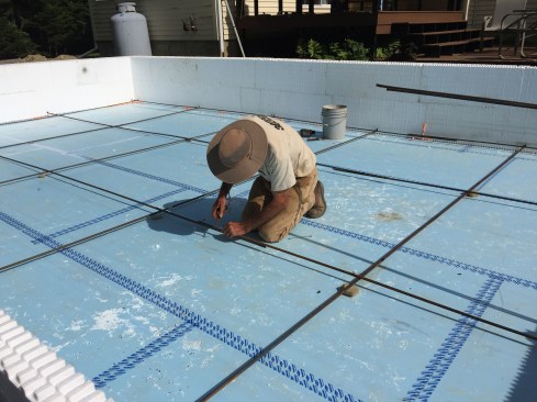 Once the ICFs had been set, I placed and tied off the steel.
