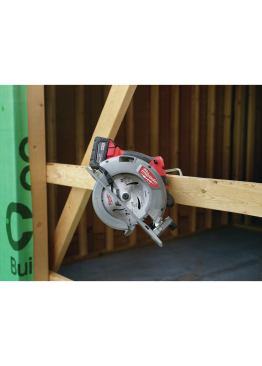 Unlike some competing cordless models, this saw has a built-in rafter hook.