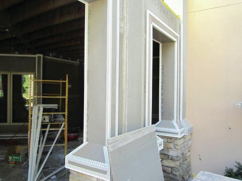 Outside corners should get a corner bead to create a crisp edge to define architectural details in the facade.