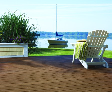 Figure 15. UFP’s Latitudes Capricorn capstock decking has matching railings available.