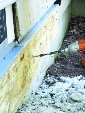 Figure 16. Narrow-diameter structural screws require no predrilling and can be quickly installed with an impact driver. 