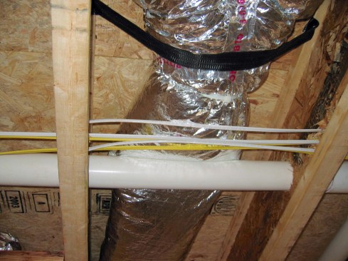 Wrong. Constrictions of ducts reduce airflow.  (Photos by Steve Easley)