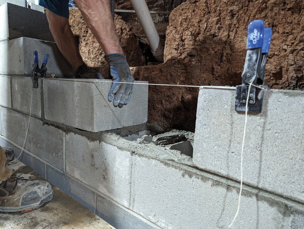 With its spring grip, the Jag Clamp is easy and quick to set up and reset.