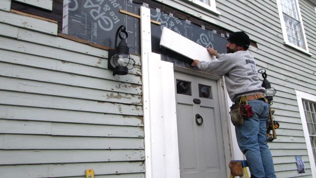 ... followed by the head casing.