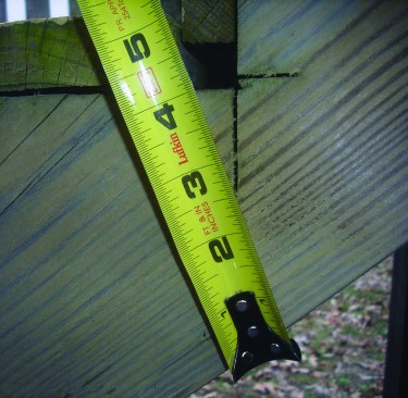 Overcut notches weaken a stringer and may cause it to fail. The minimum recommended depth of the uncut portion of the stringer is 5 inches, as measured to the closest saw kerf and not to the notch itself.