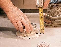 Adjust the finish drain stem to the proper height.