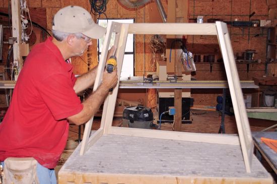 The three parts of the top section were butt-jointed and fastened with pocket screws and glue.