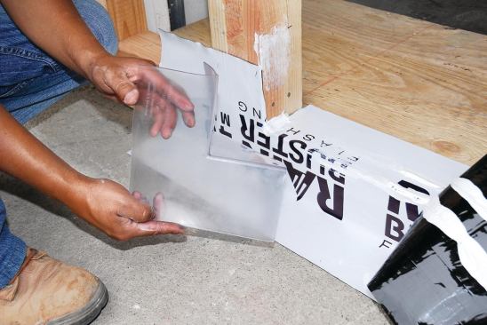 Prefabricated plastic corners ...