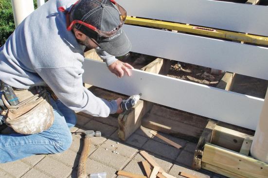 Cortex fasteners secured the risers to the stringers.