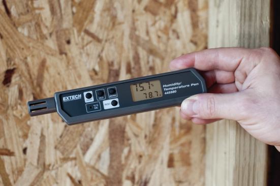 No matter what the temperature is, wood won’t dry very fast in high humidity. I check outside humidity mainly to determine if a dehumidifier will be necessary. Here my Extech Humidity/Temperature Pen is reading 78.7°F, but humidity is also high at 75.7%. If humidity stays above 60% for 24 hours, I’ll bring in a dehumidifier. 