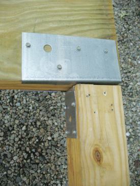 The Simpson Strong-Tie EPC44 is a medium-duty 12-gauge end-post/beam connector for 4-by posts.