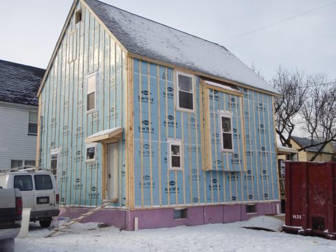 Four of the DER houses got dense-pack cellulose cavity insulation plus exterior insulation for a combined R-28. The other two DER houses received an additional staggered studwall on the inside, creating a double wall that boosted total wall insulation to R-42.