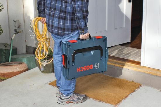 The three smallest boxes also have front-mounted handles so you can carry them from the side, suitcase style.