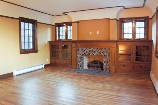 In the completed addition, the room’s coved ceiling closely matches the appearance of the main house’s original plaster ceilings.