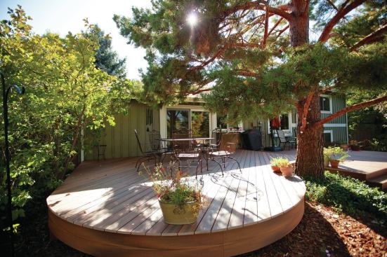 On this deck built by Banell Custom Decks & Basements in Parker, Colo., the flush-mounted deck lights are barely visible in the daytime.