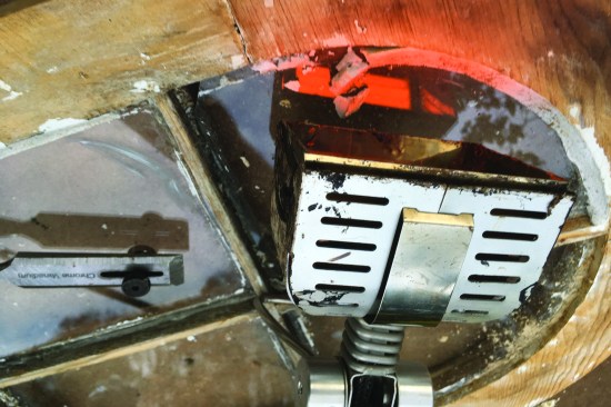 The compact heating element proves especially effective at softening glazing putty.