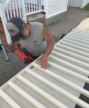 The author first tacks the balusters  to the nailers with 18-gauge nails ...