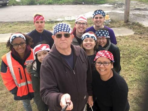 Students posing with their mentor, "Bandanna Bill." (Photo courtesy Kathy Price-Robinson)